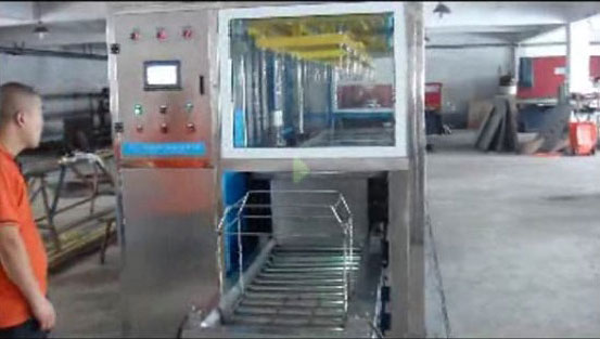 全自動(dòng)多臂超聲波清洗機